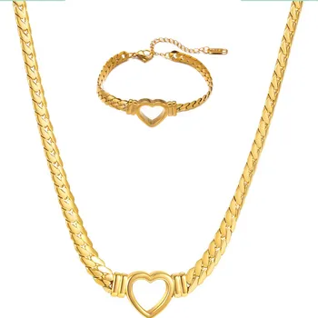 Moda Banhado a Ouro de Aço Inoxidável Impermeáveis Conjunto de Jóias de Luxo Forma de Coração de Amor Colar de Cadeia Pulseira de Prego Conjunto para Mulheres