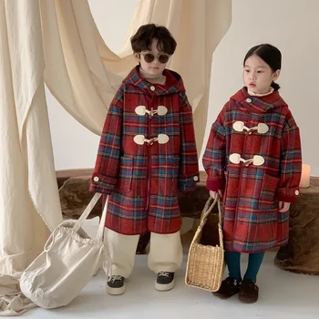 2024 Inverno crianças Crianças de Lã engrossar meados de-comprimento de casacos com capuz Meninos e meninas botão de garra quente casacos trench